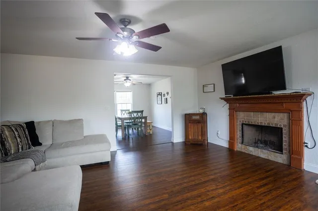 $395,000 | 1159 Southwest Valencia Heights Avenue, Dunnellon, FL 34431