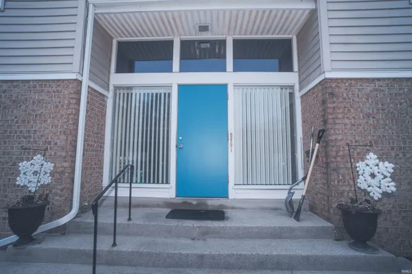 $145,000 | 5665 South Wayne Avenue, Unit D, Fort Wayne, IN 46807