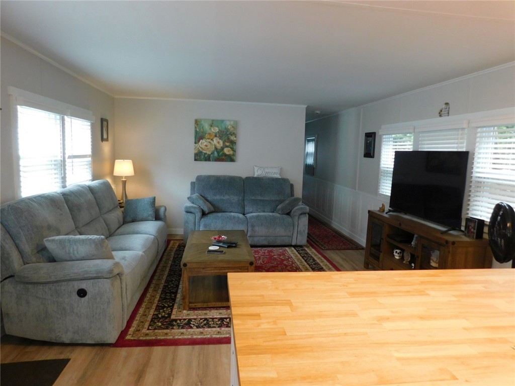 465 Gardiner Road Richmond, RI 02892 - Photo 3 of 16