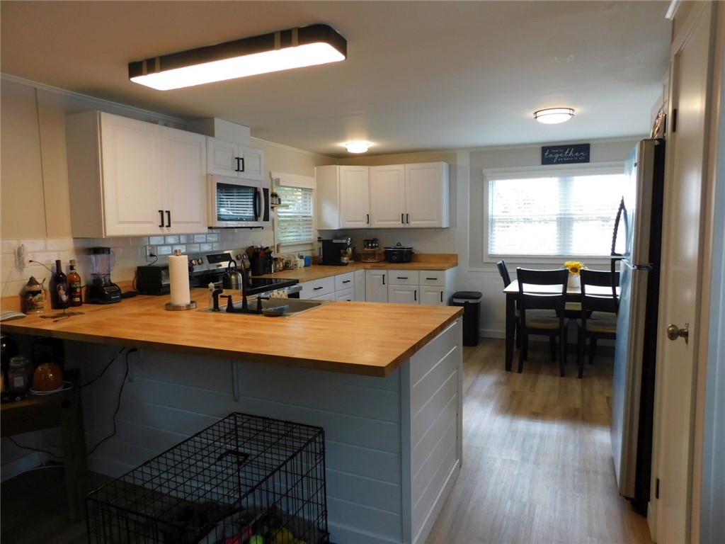 465 Gardiner Road Richmond, RI 02892 - Photo 6 of 16