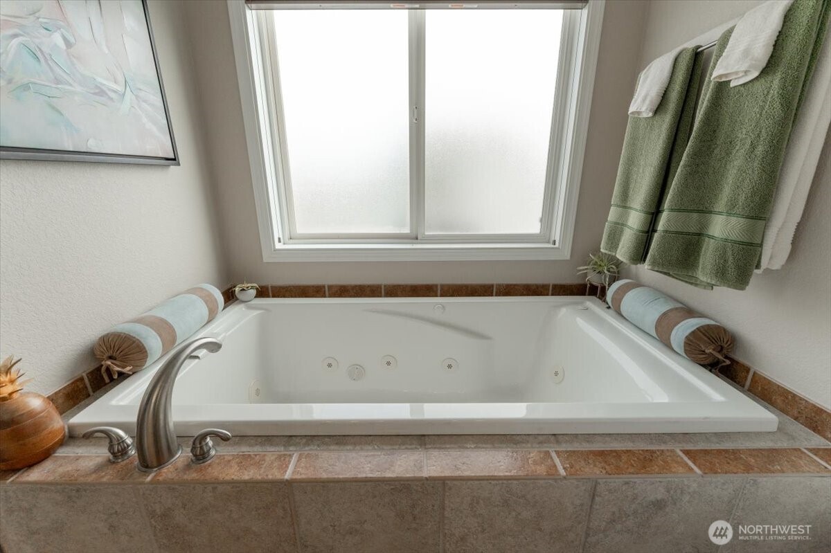 605 Chelan Trails Road Manson, WA 98831 - Photo 23 of 37