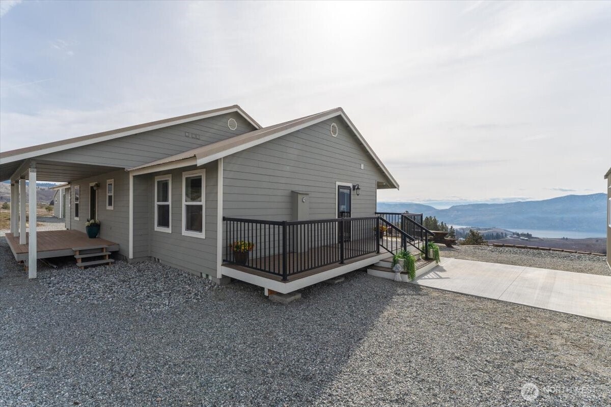 605 Chelan Trails Road Manson, WA 98831 - Photo 27 of 37