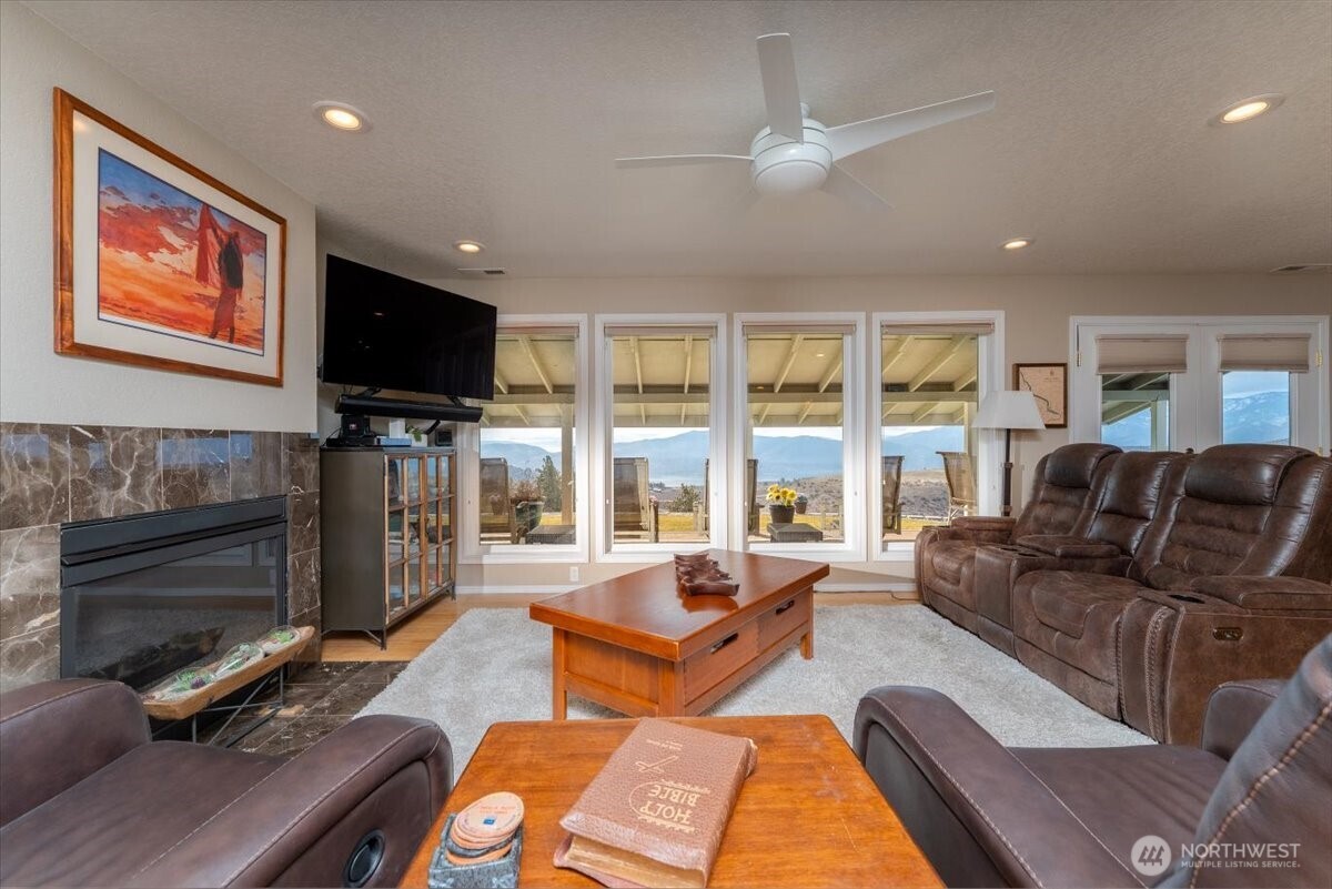 605 Chelan Trails Road Manson, WA 98831 - Photo 6 of 37