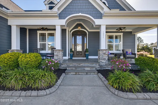 $975,000 | 1308 Cross Water Circle, Leland, NC 28451