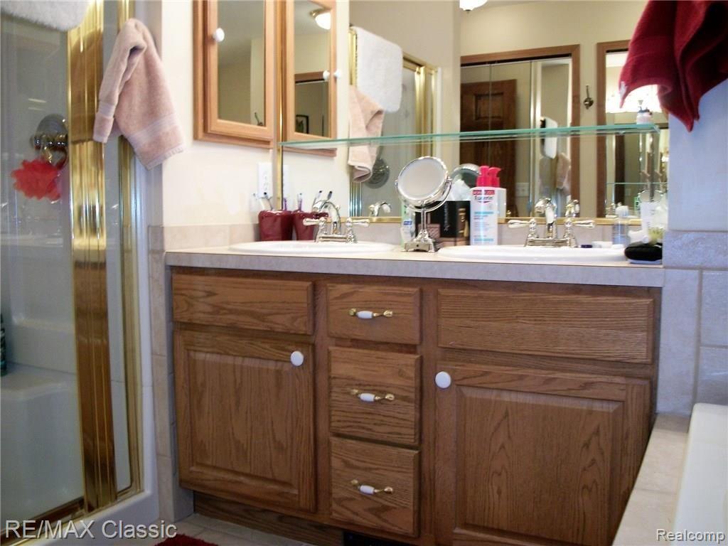 6400 Bullard Road Fenton, MI 48430 - Photo 28 of 42 Gallery Image 28