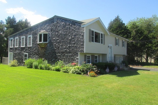 22 Woodbine Road Marshfield, MA 02050 - Photo 2 of 21 Gallery Image 2
