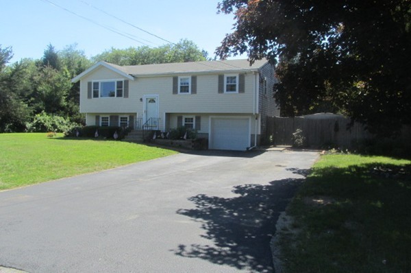 22 Woodbine Road Marshfield, MA 02050 - Photo 3 of 21 Gallery Image 3