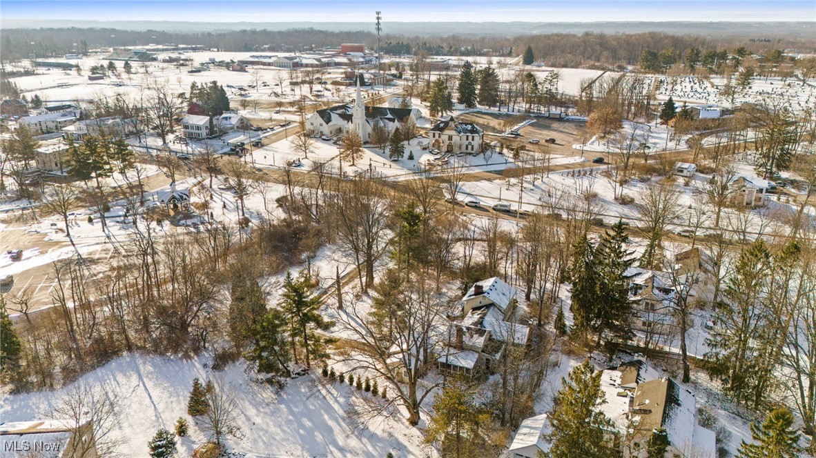 123 South Chillicothe Road Aurora, OH 44202 - Photo 42 of 46 Snowy aerial view featuring a residential view