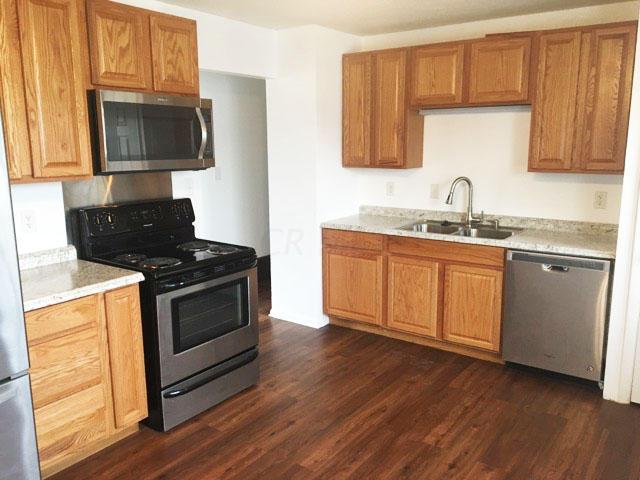 3910 Ivorton Road East Columbus, OH 43207 - Photo 4 of 11 Gallery Image 4