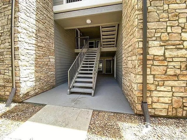 $1,500 | 2575 South Syracuse Way, Unit D103, Denver, CO 80231