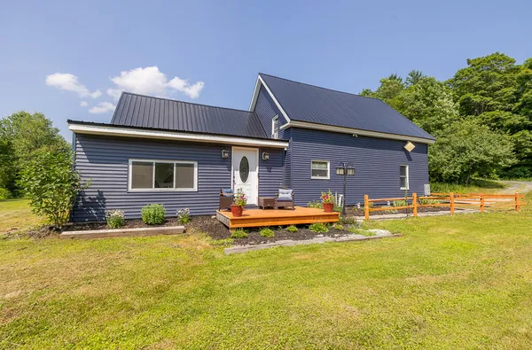 $499,900 | 3190 Middle Road, Sidney, ME 04330