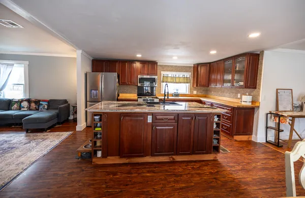 $499,900 | 3190 Middle Road, Sidney, ME 04330