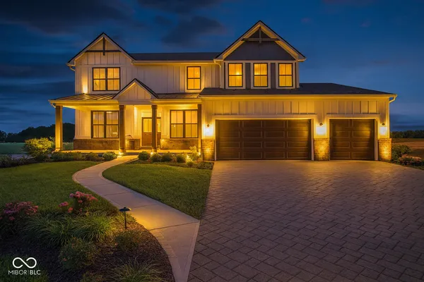 $830,350 | 940 West 1090 North, Fountaintown, IN 46130