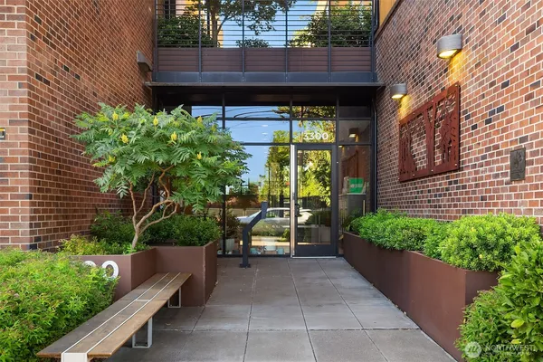 $1,035,000 | 3300 Northeast 65th Street, Unit 204, Seattle, WA 98115