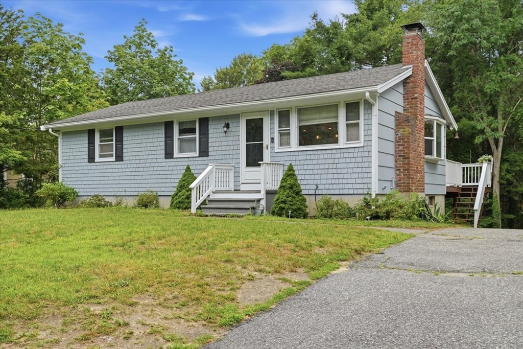173 Bourne Road Plymouth, MA 02360 - Photo 2 of 34
