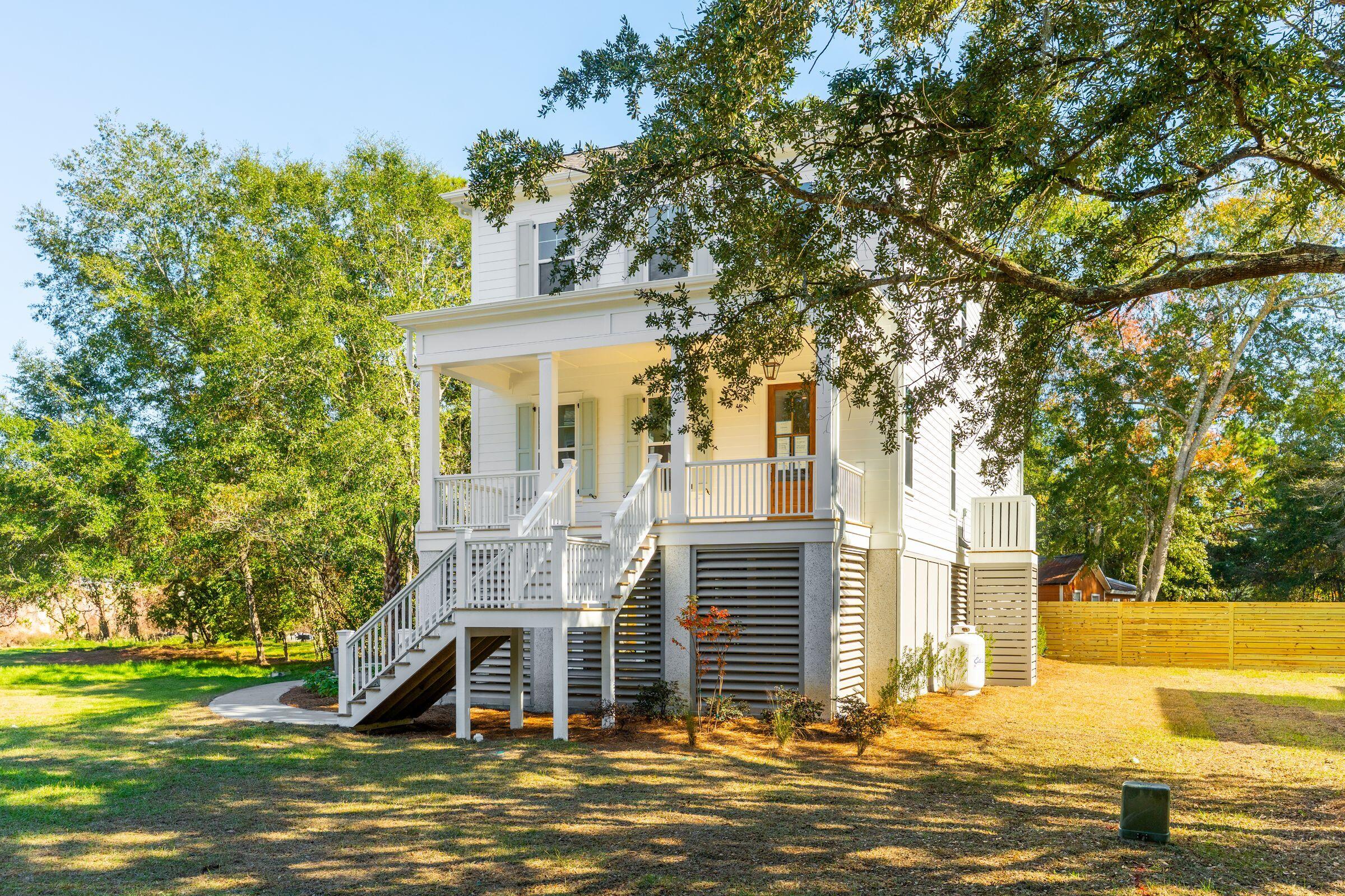1129 Hamlin Road Mount Pleasant, SC 29466 - Photo 4 of 80