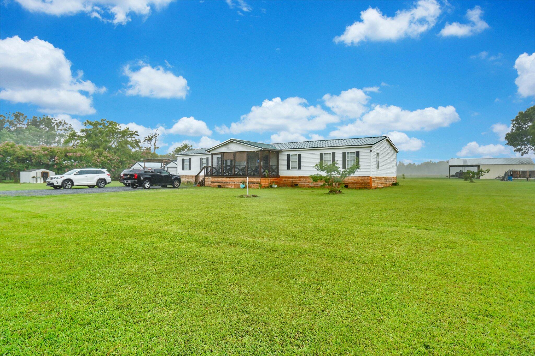 117 State Rd S-8-1099 Bonneau, SC 29431 - Photo 1 of 49 Exterior front