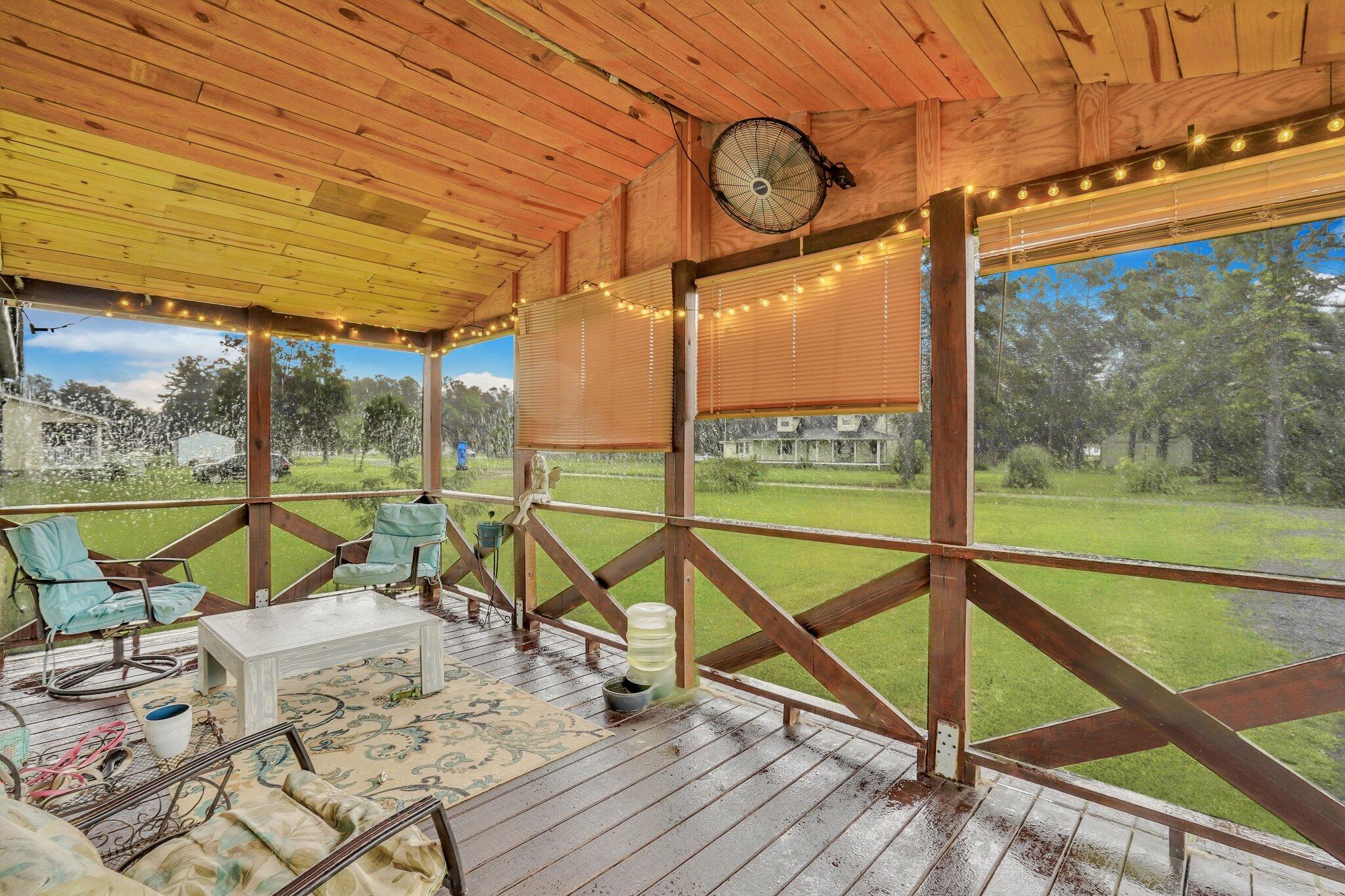 117 State Rd S-8-1099 Bonneau, SC 29431 - Photo 4 of 49 Front Porch