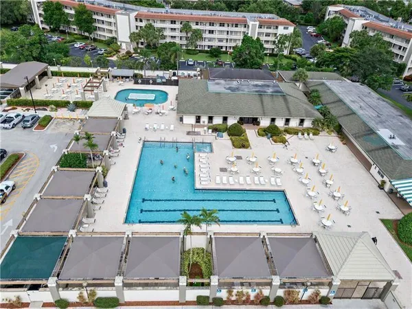 $1,900 | 2101 Lucaya Bend, Unit 4, Coconut Creek, FL 33066