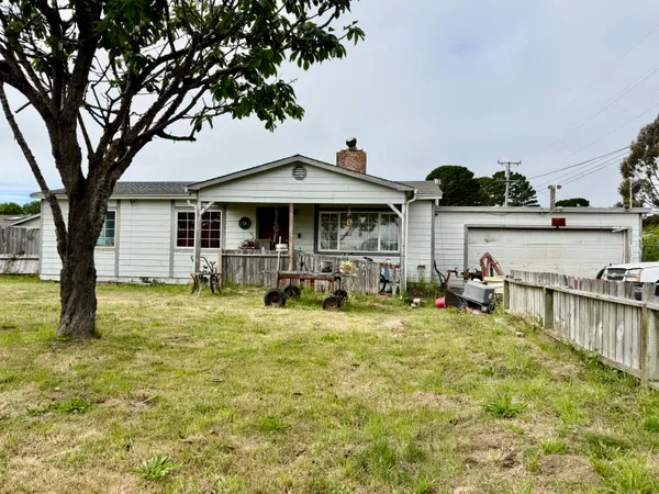 $299,000 | 991 Mary Road, McKinleyville, CA 95519
