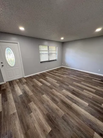 $2,600 | 4726 Summit Boulevard, West Palm Beach, FL 33415