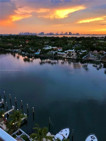 $930,000 | 5700 Collins Avenue, Unit 12E, Miami Beach, FL 33140