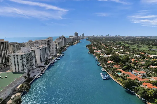 $930,000 | 5700 Collins Avenue, Unit 12E, Miami Beach, FL 33140