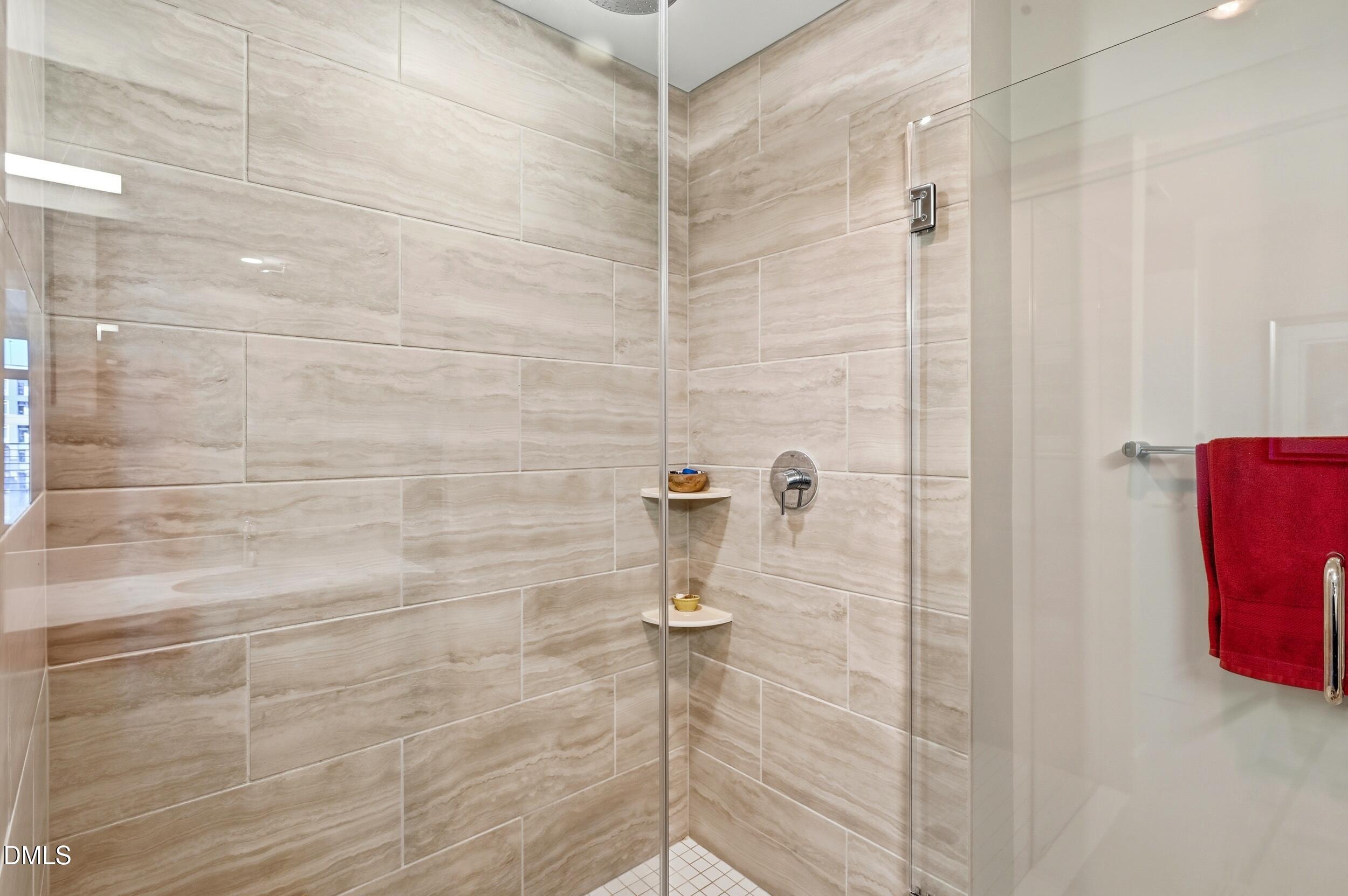 214 Hunt Street, Unit 503 Durham, NC 27701 - Photo 23 of 36 212