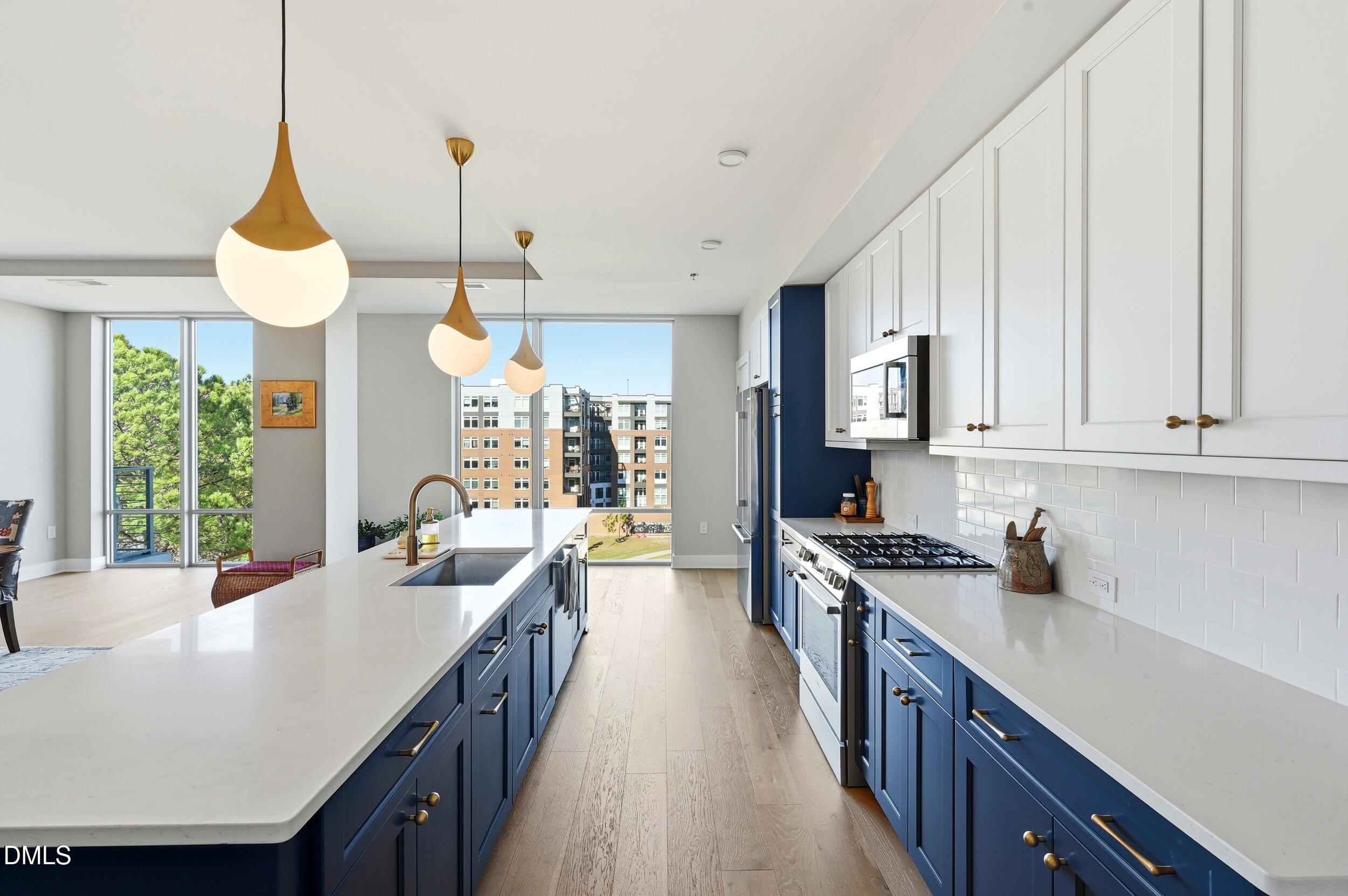 214 Hunt Street, Unit 503 Durham, NC 27701 - Photo 3 of 36 042