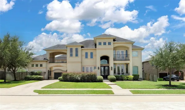 $7,500 | 25207 Springwood Lake Drive, Katy, TX 77494