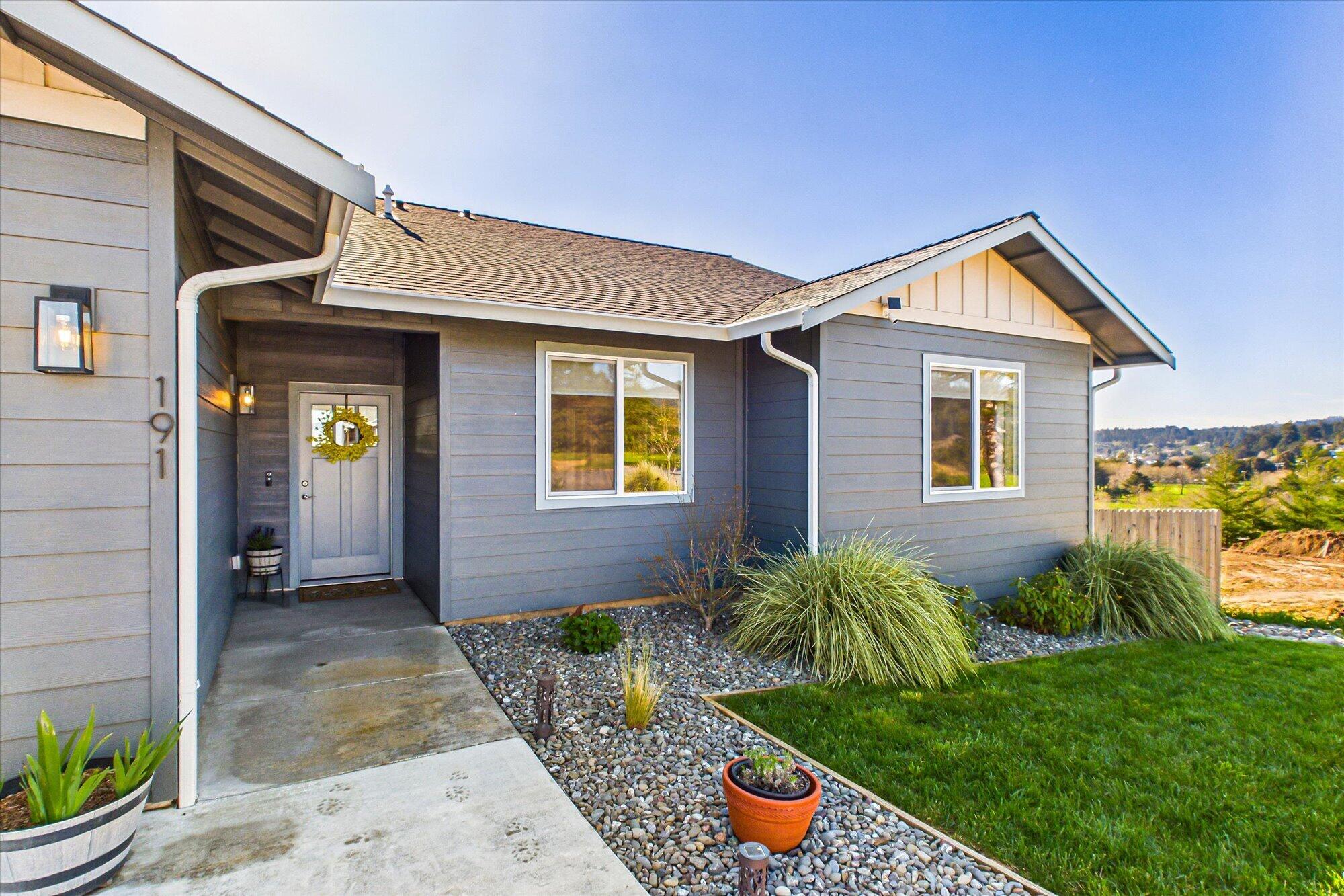 191 Ridge View Court Fortuna, CA 95540 - Photo 4 of 47