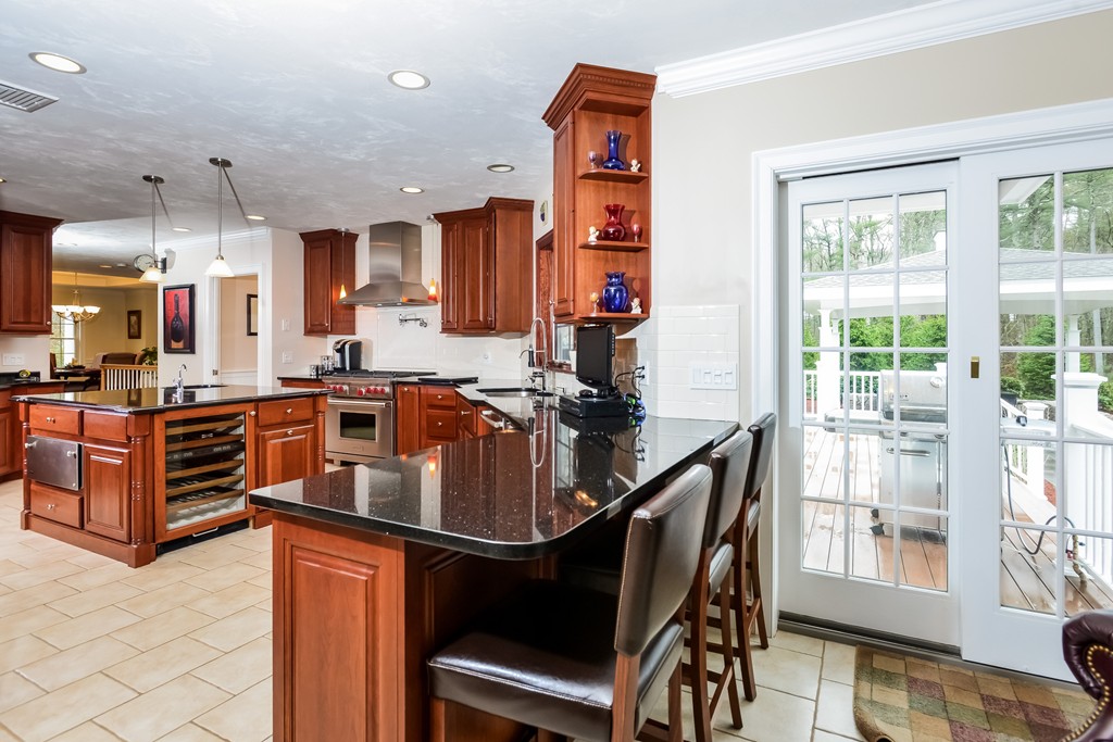 23 Foss Farm Lane Rochester, MA 02770 - Photo 11 of 30