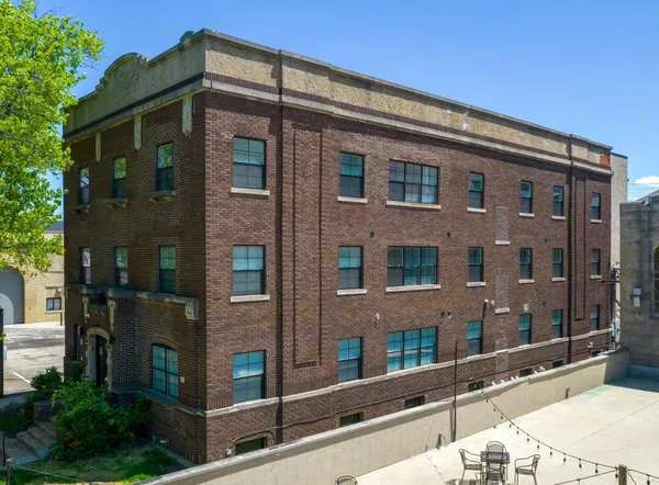 $3,199,999 | 595 East Broad Street, Columbus, OH 43215