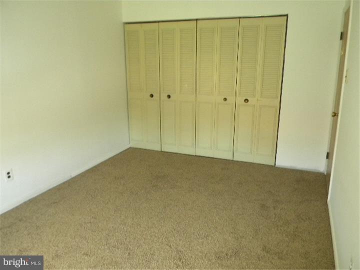 118 Greendale Road Philadelphia, PA 19154 - Photo 15 of 23 Bedroom 2