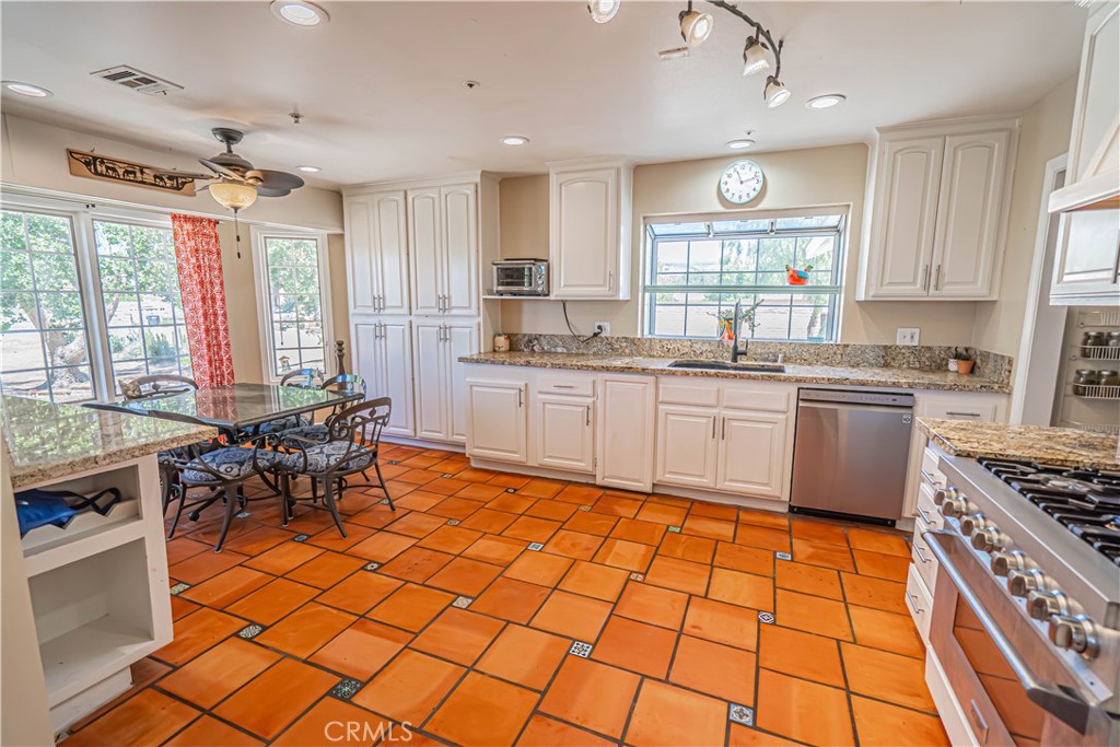 33306 Tyndall Road Agua Dulce, CA 91390 - Photo 15 of 70