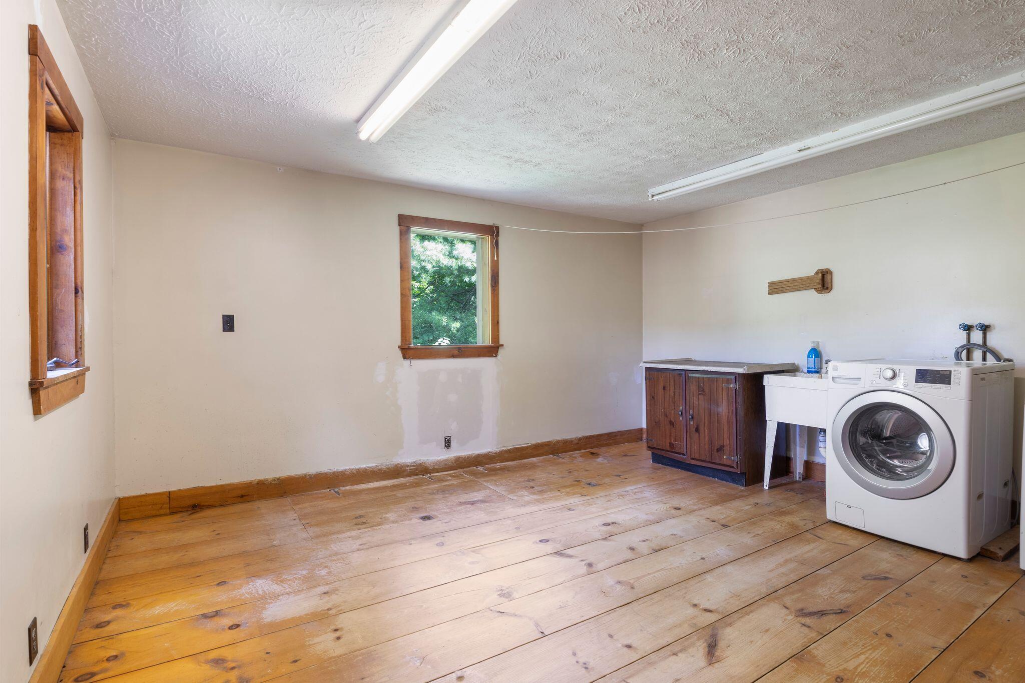 10 Thorne Road East Baldwin, ME 04024 - Photo 26 of 72 10_Old_Thorne_Rd_069