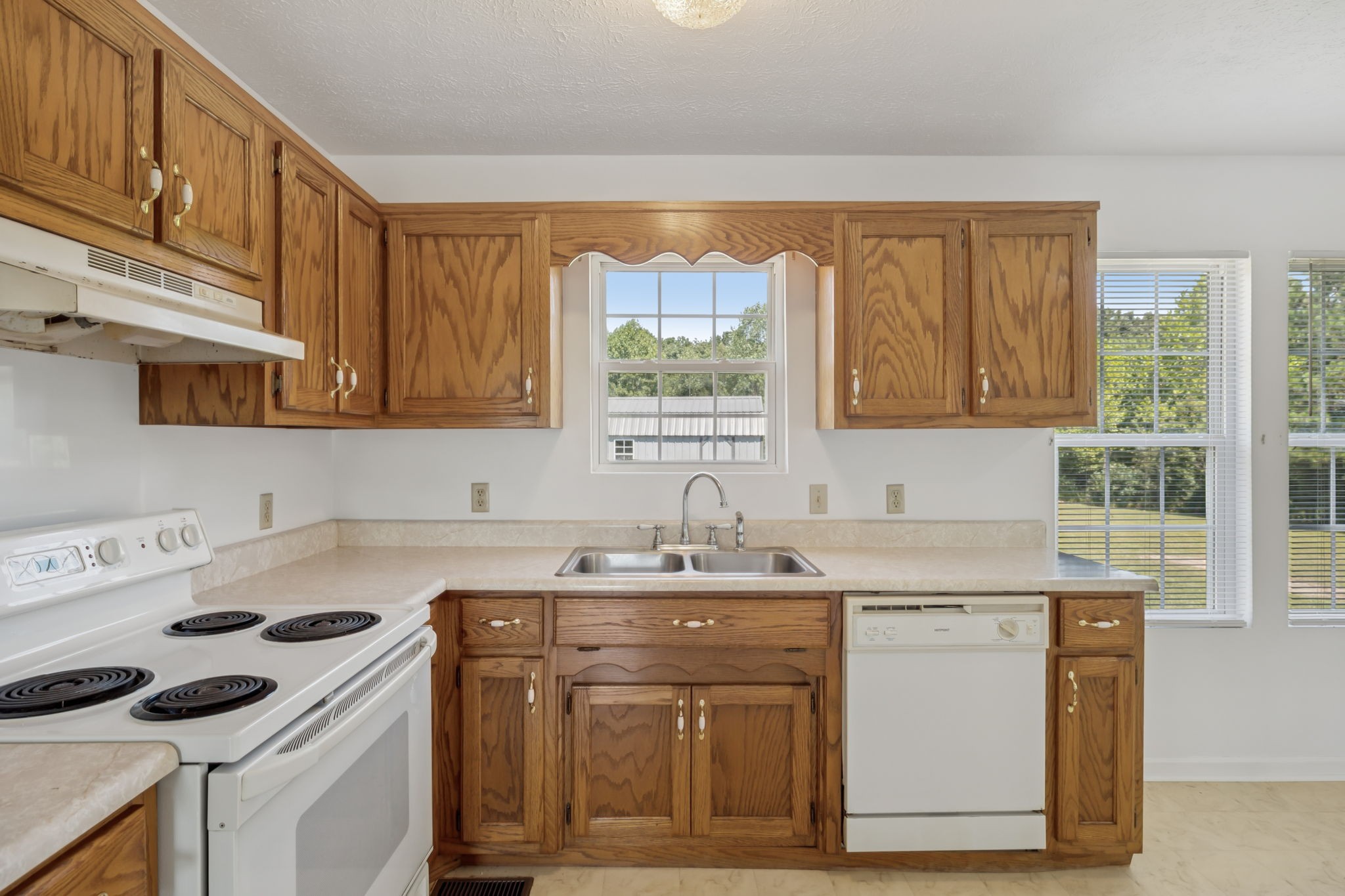 129 Maplewood Road Hohenwald, TN 38462 - Photo 15 of 42 Gallery Image 15