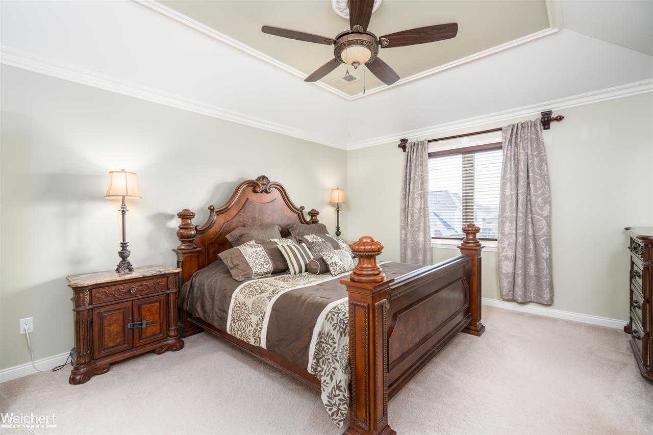 16026 Moore Park Road Macomb, MI 48044 - Photo 31 of 49 31378451-30.JPG