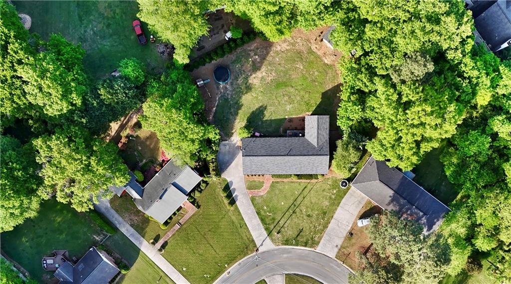 120 Valley Circle Calhoun, GA 30701 - Photo 37 of 39 an aerial view of a house with garden space and street view