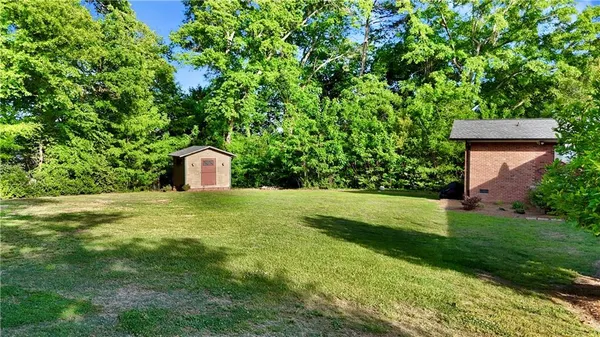 $385,000 | 120 Valley Circle, Calhoun, GA 30701