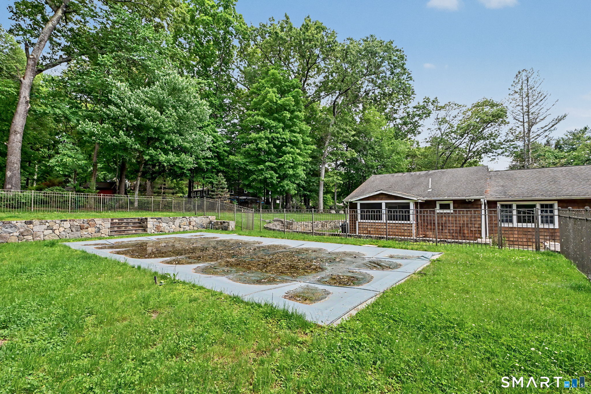 42 Blueberry Hill Road Weston, CT 06883 - Photo 17 of 18
