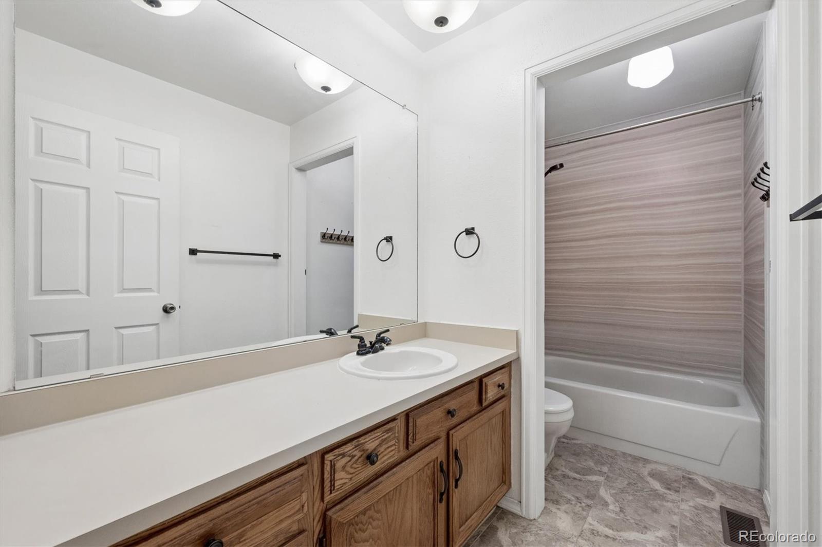 633 Sage Circle Highlands Ranch, CO 80126 - Photo 21 of 29