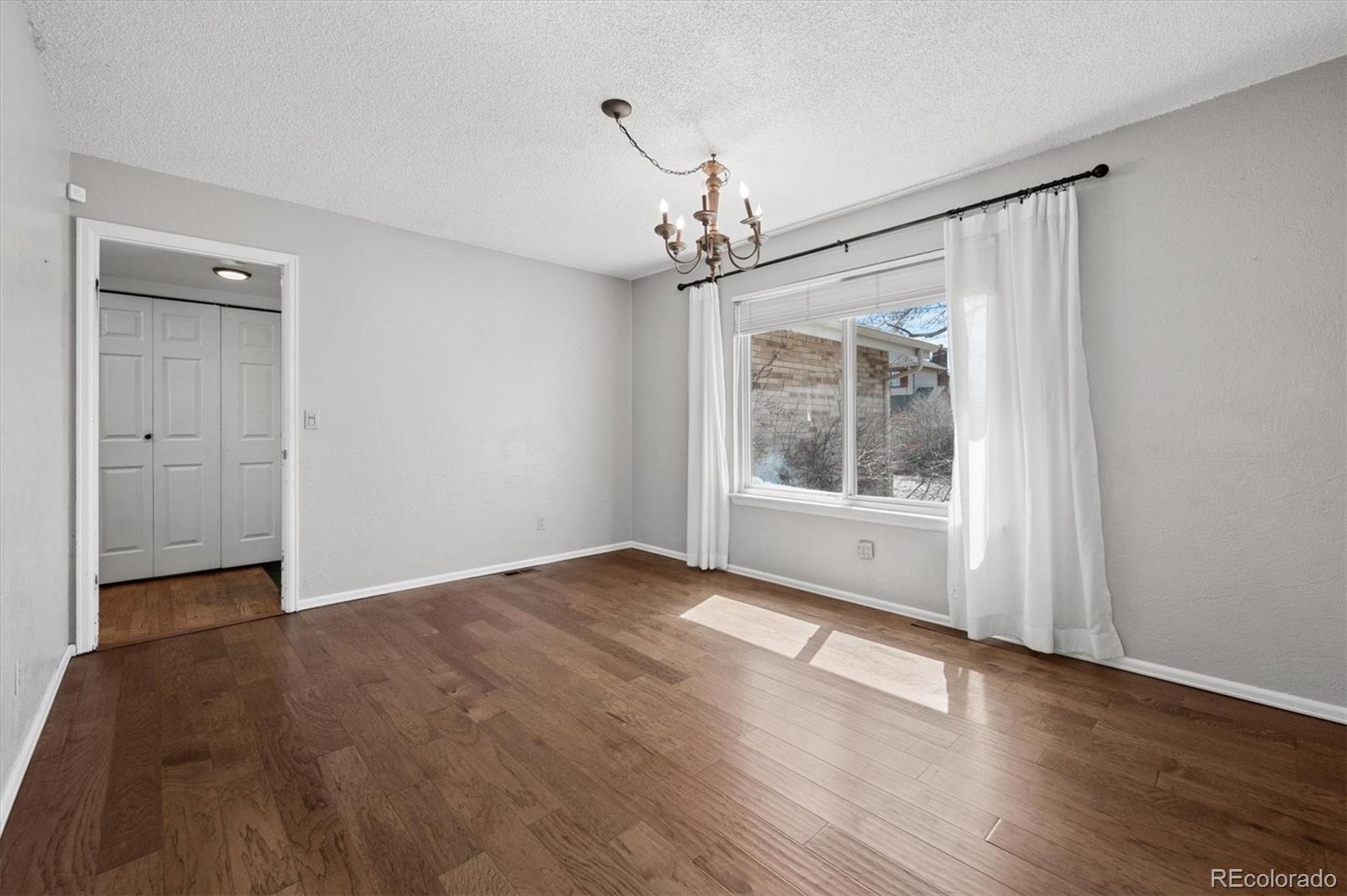 633 Sage Circle Highlands Ranch, CO 80126 - Photo 5 of 29