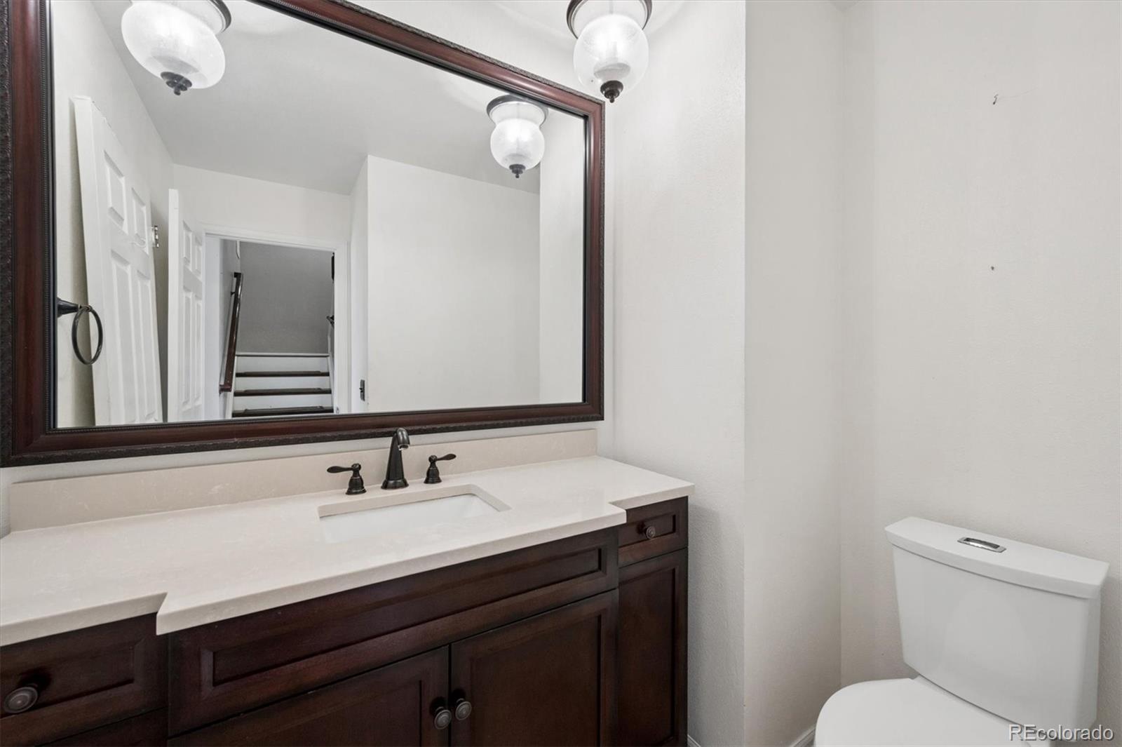 633 Sage Circle Highlands Ranch, CO 80126 - Photo 7 of 29