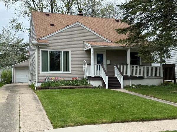 $2,500 | 907 Bruce Street, Ann Arbor, MI 48103
