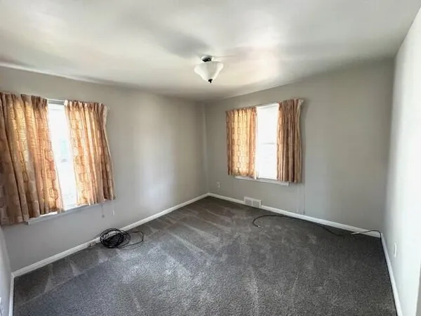 $2,500 | 907 Bruce Street, Ann Arbor, MI 48103