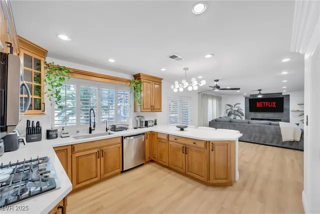 $895,000 | 2728 Monrovia Drive, Las Vegas, NV 89117