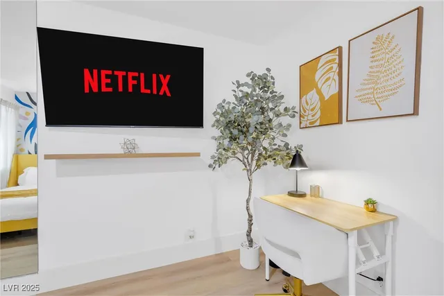 $895,000 | 2728 Monrovia Drive, Las Vegas, NV 89117