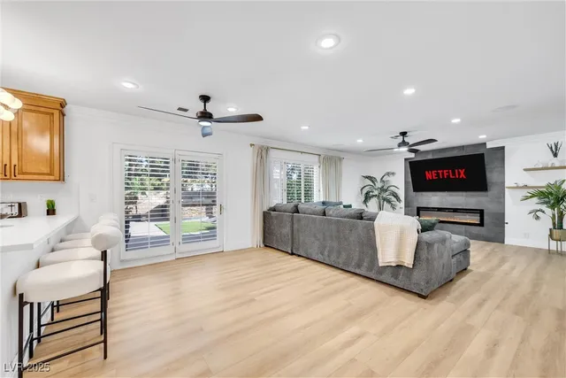 $895,000 | 2728 Monrovia Drive, Las Vegas, NV 89117