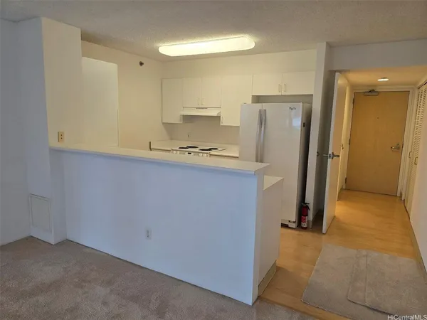 $2,395 | 1450 Young Street, Unit 507, Honolulu, HI 96814